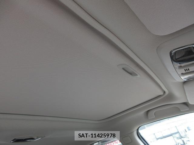 Subaru OUTBACK 2018-06 8036345-13