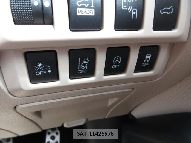 Subaru OUTBACK 2018-06 8036345-28