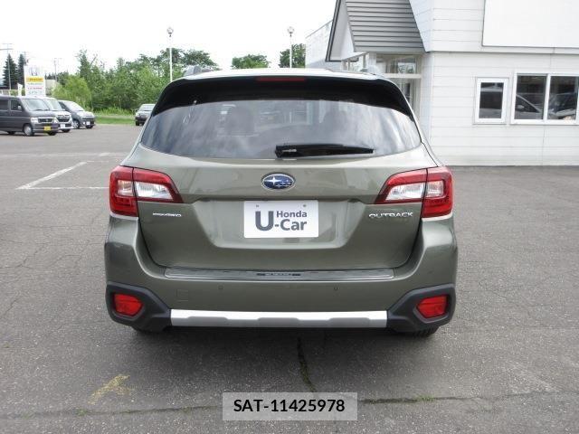Subaru OUTBACK 2018-06 8036345-3