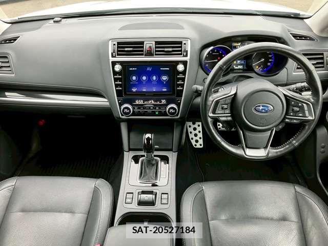 Subaru OUTBACK 2018-03 8036346-11