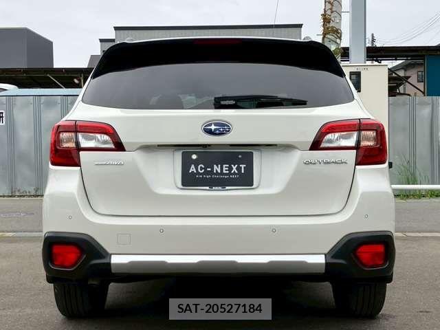 Subaru OUTBACK 2018-03 8036346-15