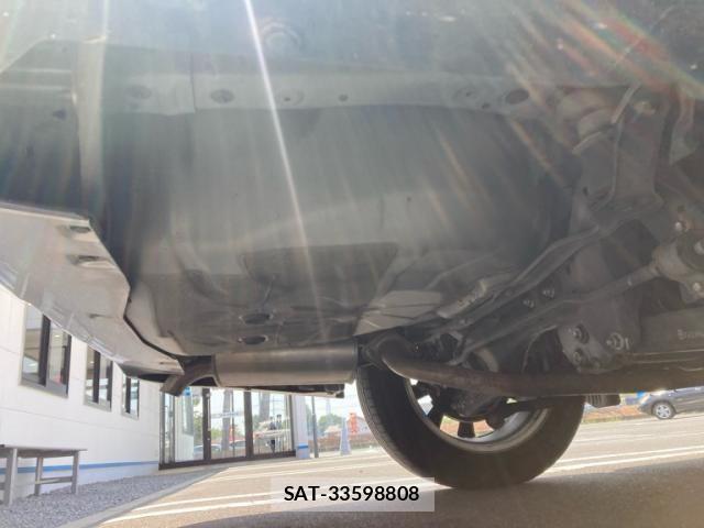 Subaru OUTBACK 2017-07 8036351-13