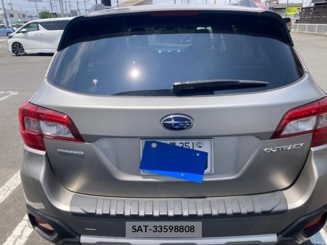 Subaru OUTBACK 2017-07 8036351-14