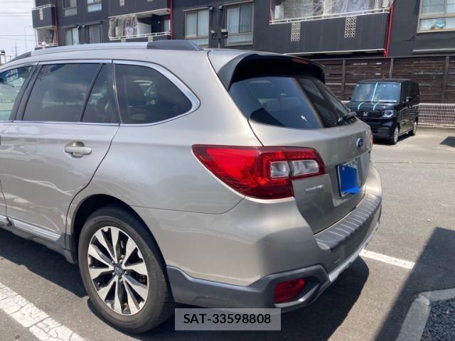 Subaru OUTBACK 2017-07 8036351-16