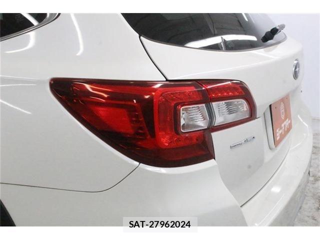 Subaru OUTBACK 2016-10 8074289-17