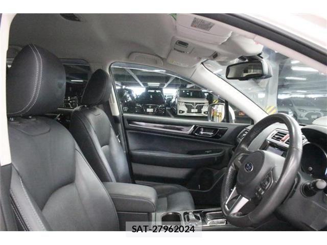 Subaru OUTBACK 2016-10 8074289-28