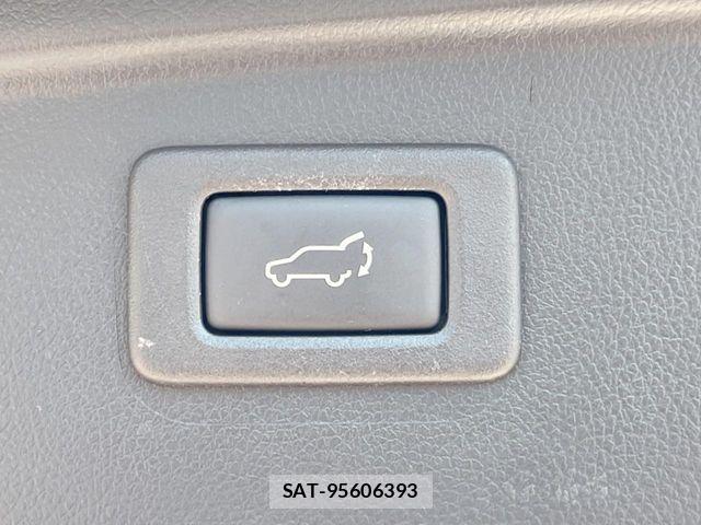 Subaru OUTBACK 2016-11 8074287-2