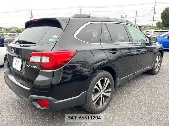 Subaru OUTBACK 2017-11 8074286-16