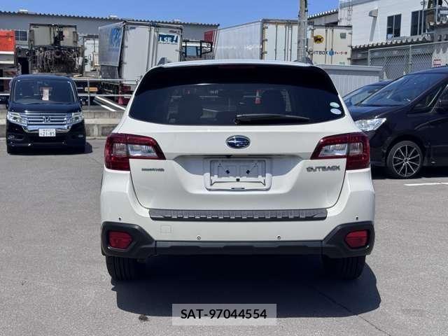 Subaru OUTBACK 2016-04 8074292-3