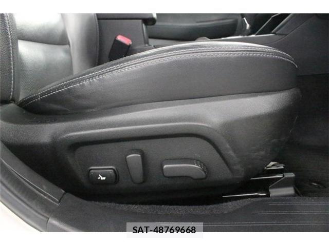 Subaru OUTBACK 2017-11 8146045-27
