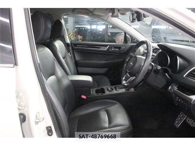 Subaru OUTBACK 2017-11 8146045-28