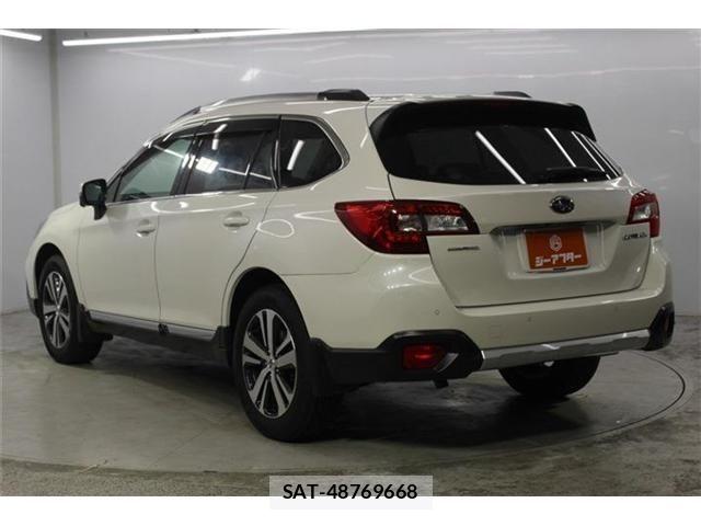 Subaru OUTBACK 2017-11 8146045-6