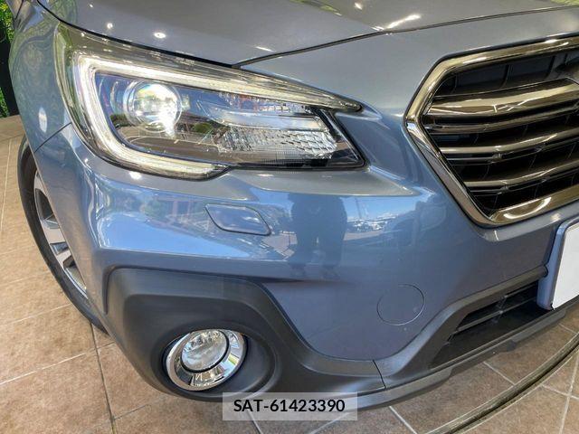 Subaru OUTBACK 2019-12 8208275-11