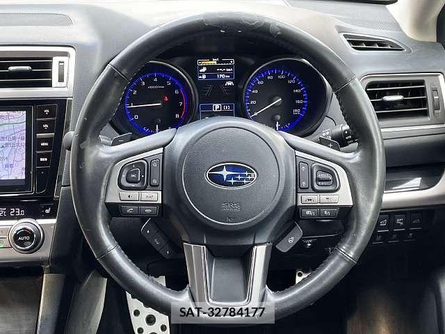 Subaru OUTBACK 2017-05 8208276-4