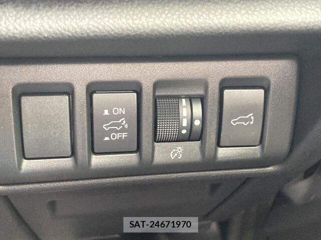 Subaru OUTBACK 2022-01 8208273-13