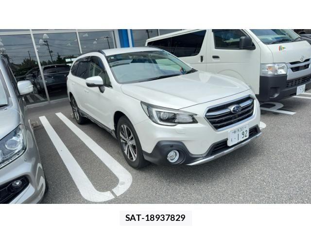 Subaru OUTBACK 2017-10 8208279-0