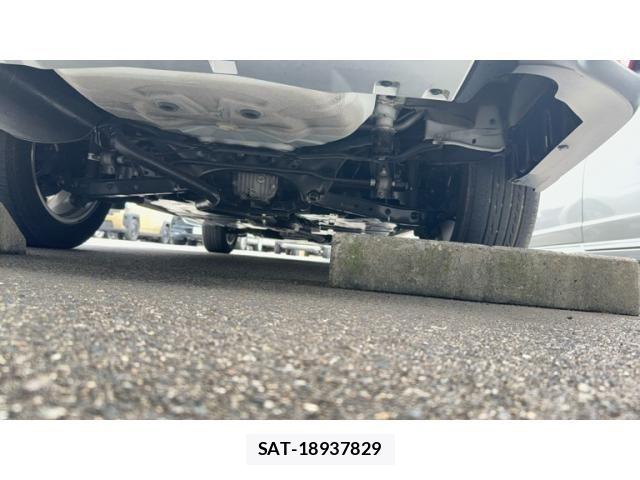 Subaru OUTBACK 2017-10 8208279-9