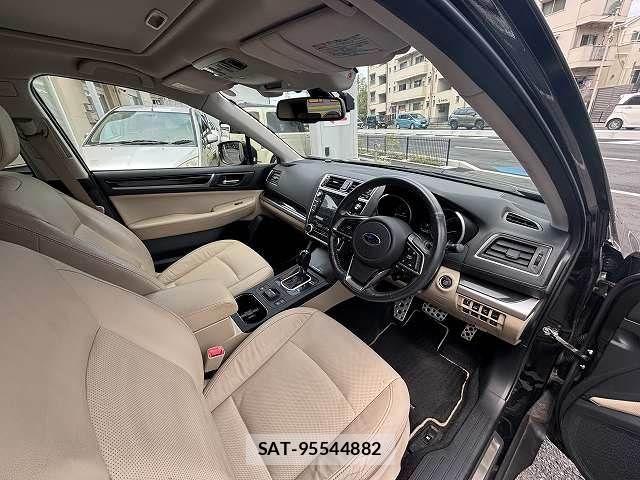 Subaru OUTBACK 2018-07 8208278-20
