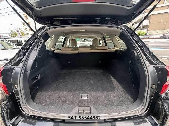 Subaru OUTBACK 2018-07 8208278-28