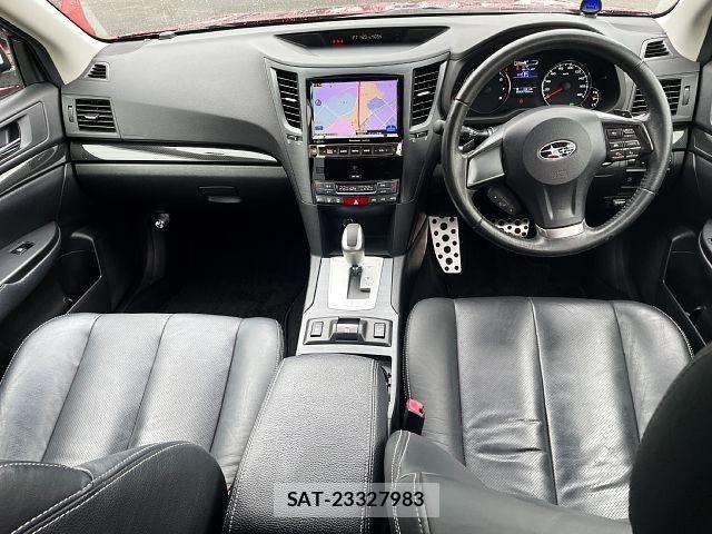 Subaru OUTBACK 2013-02 8230585-1