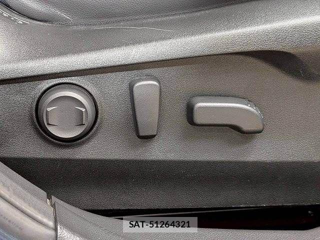 Subaru OUTBACK 2022-11 8245669-11