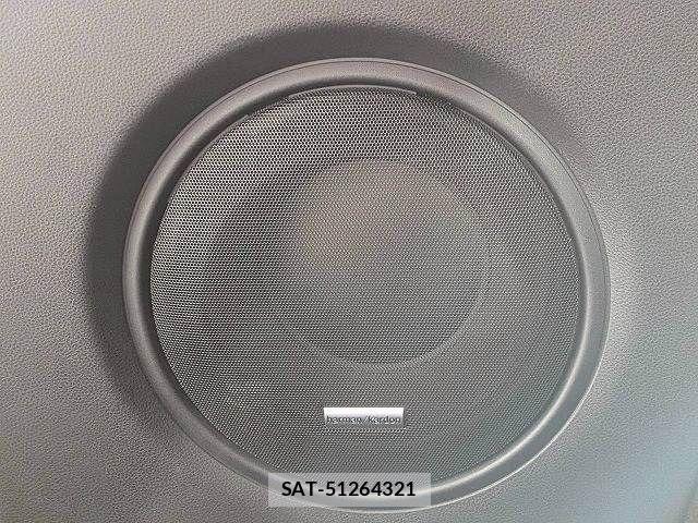 Subaru OUTBACK 2022-11 8245669-7