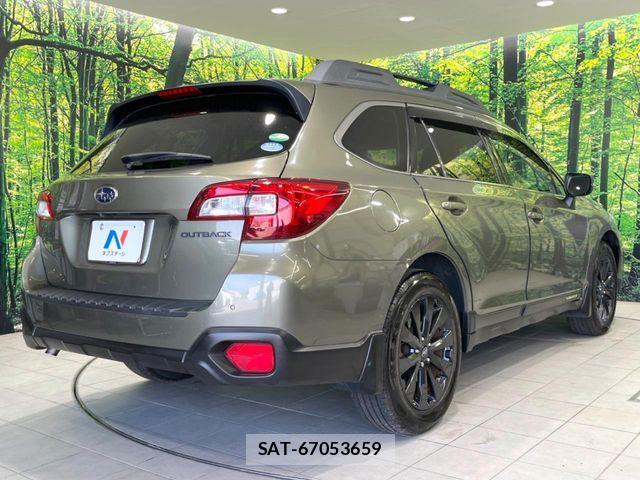 Subaru OUTBACK 2020-05 8245671-16