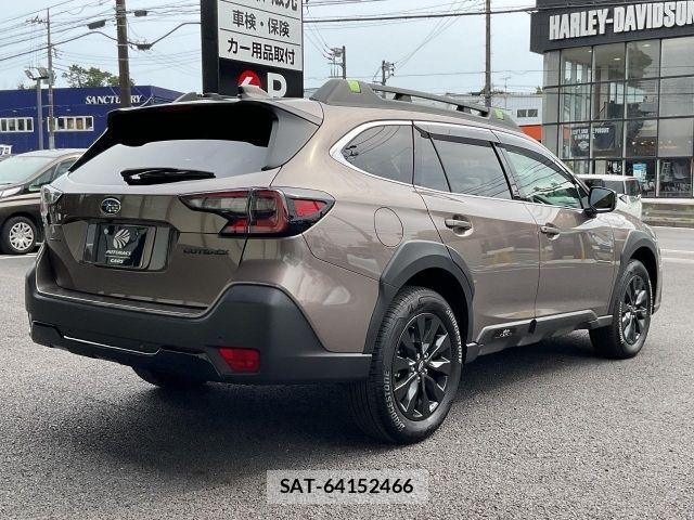 Subaru OUTBACK 2024-01 8245666-18
