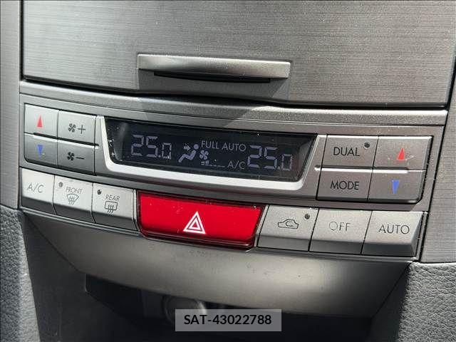 Subaru OUTBACK 2011-11 8245673-11
