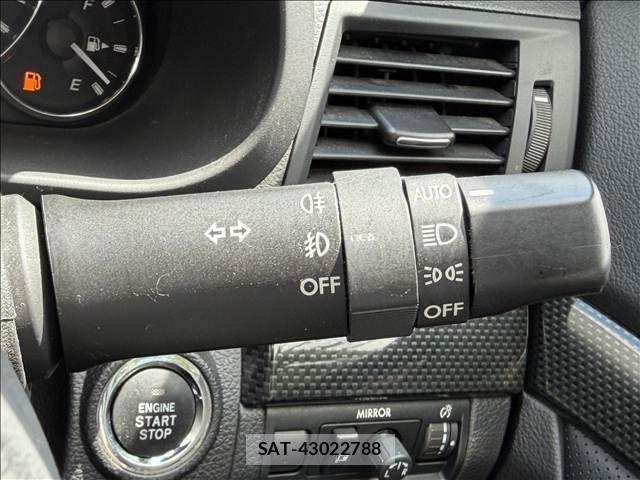 Subaru OUTBACK 2011-11 8245673-26
