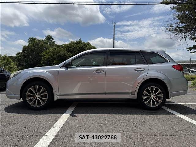 Subaru OUTBACK 2011-11 8245673-5