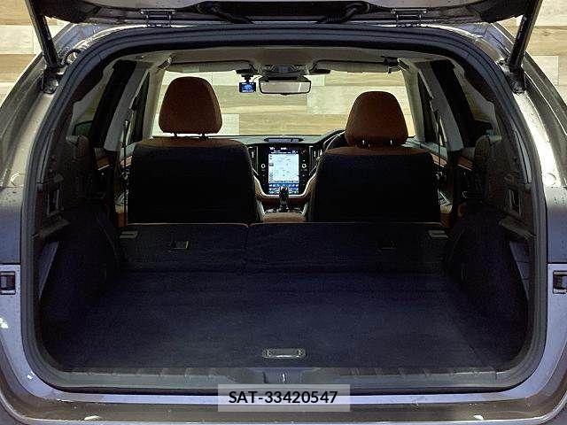 Subaru OUTBACK 2024-02 8245668-13