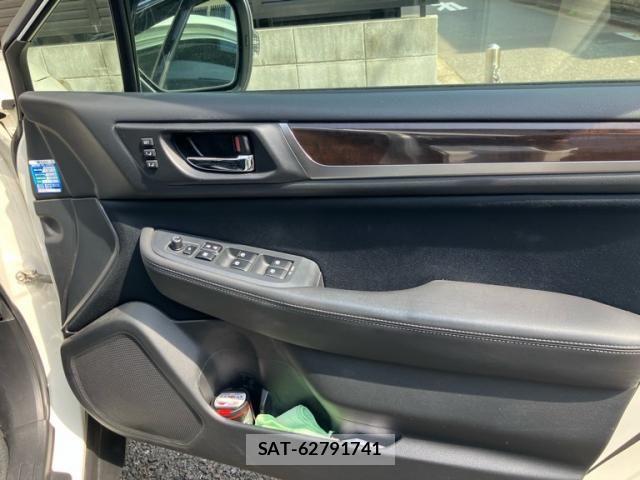 Subaru OUTBACK 2015-10 8315118-16
