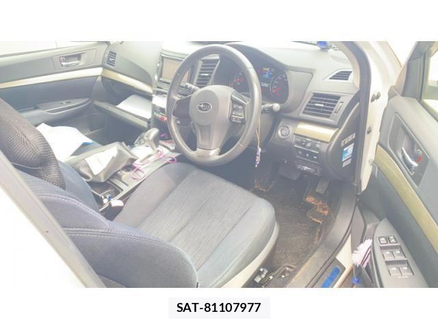 Subaru OUTBACK 2012-06 8315117-1