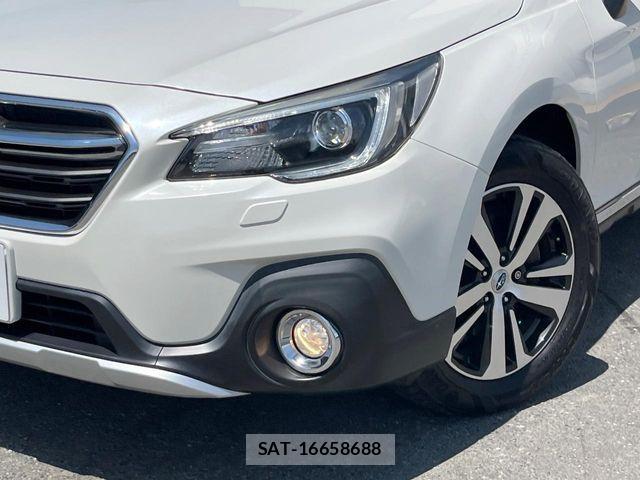 Subaru OUTBACK 2018-03 8336497-13
