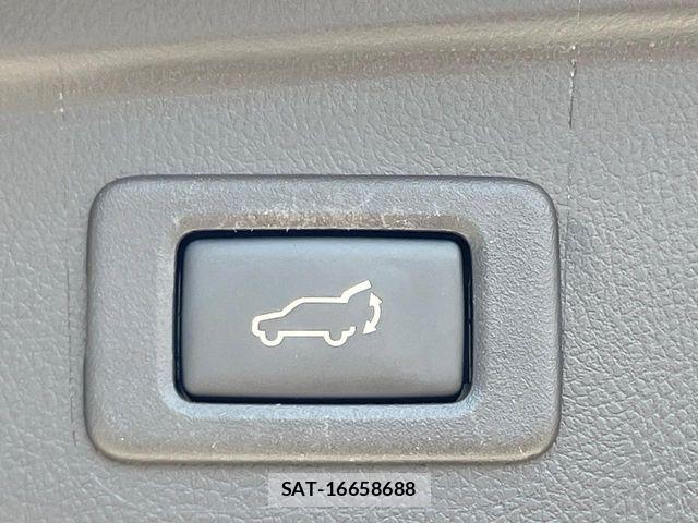 Subaru OUTBACK 2018-03 8336497-5