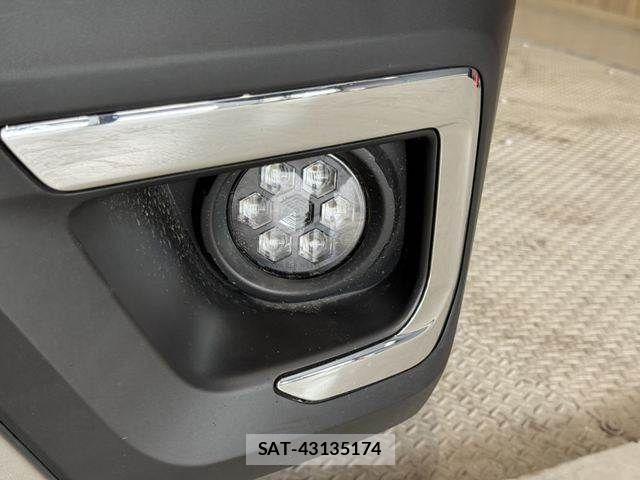 Subaru OUTBACK 2021-12 8336496-23