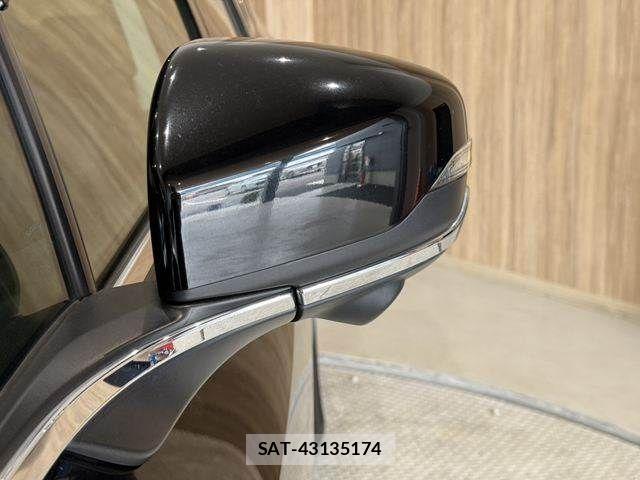 Subaru OUTBACK 2021-12 8336496-26