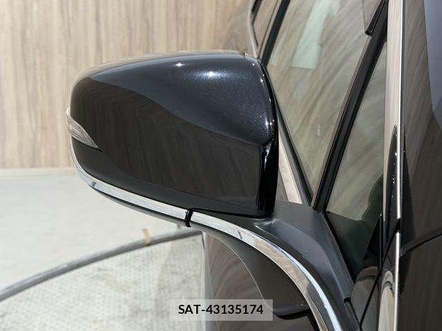 Subaru OUTBACK 2021-12 8336496-27