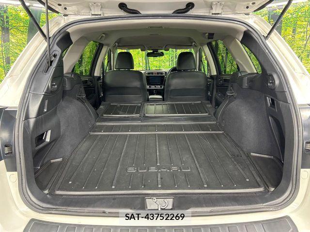 Subaru OUTBACK 2017-02 8336499-12