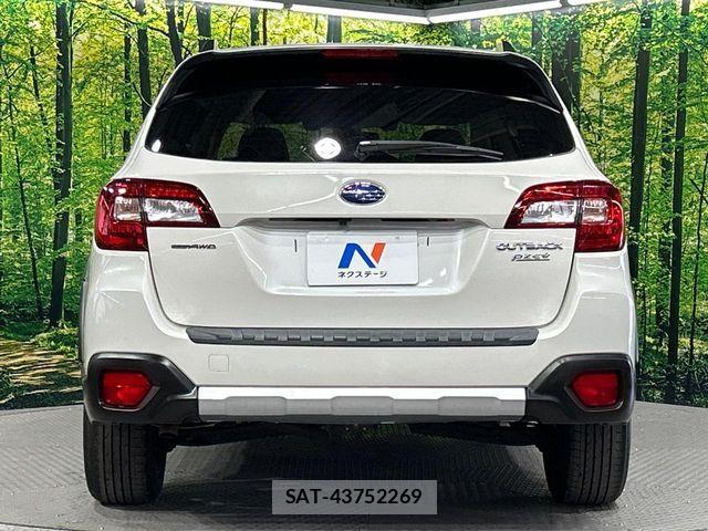 Subaru OUTBACK 2017-02 8336499-16