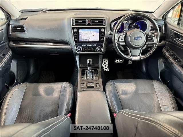 Subaru OUTBACK 2018-03 8336498-1