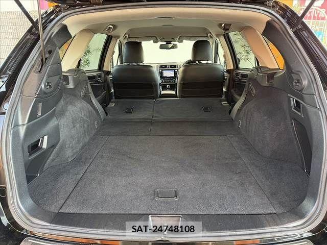 Subaru OUTBACK 2018-03 8336498-19