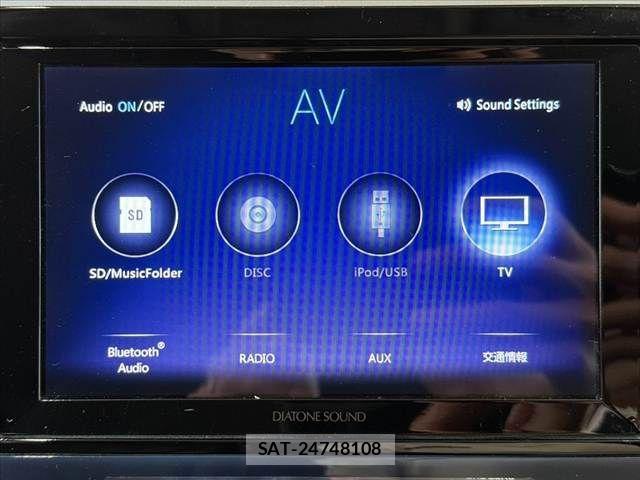 Subaru OUTBACK 2018-03 8336498-26