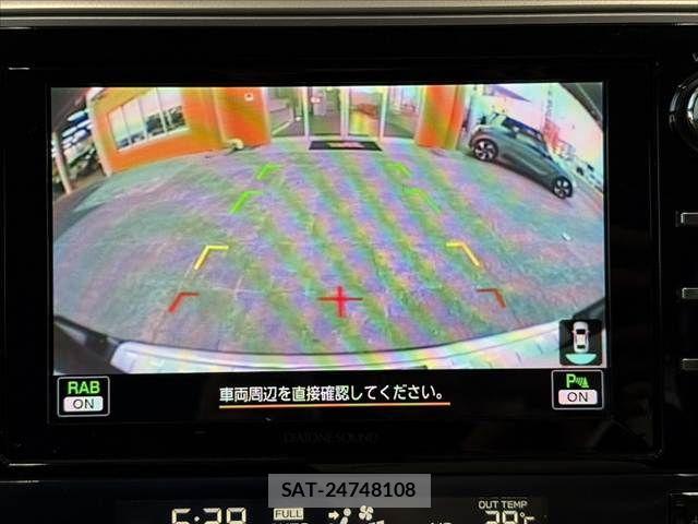 Subaru OUTBACK 2018-03 8336498-3