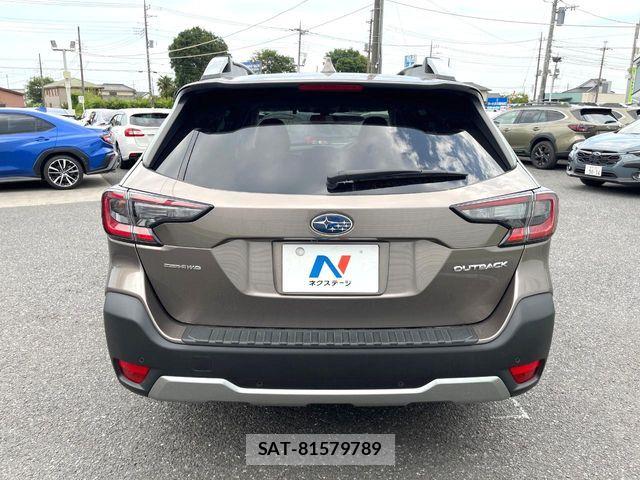 Subaru OUTBACK 2022-01 8354811-14