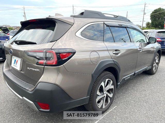 Subaru OUTBACK 2022-01 8354811-16