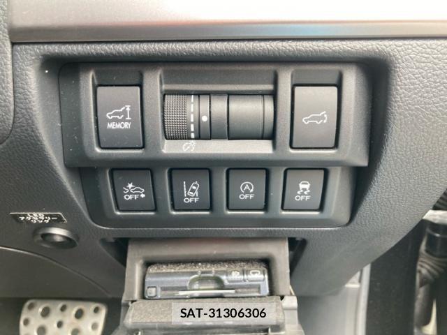 Subaru OUTBACK 2015-05 8354814-18