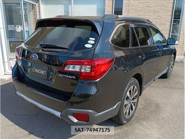 Subaru OUTBACK 2015-12 8366649-1