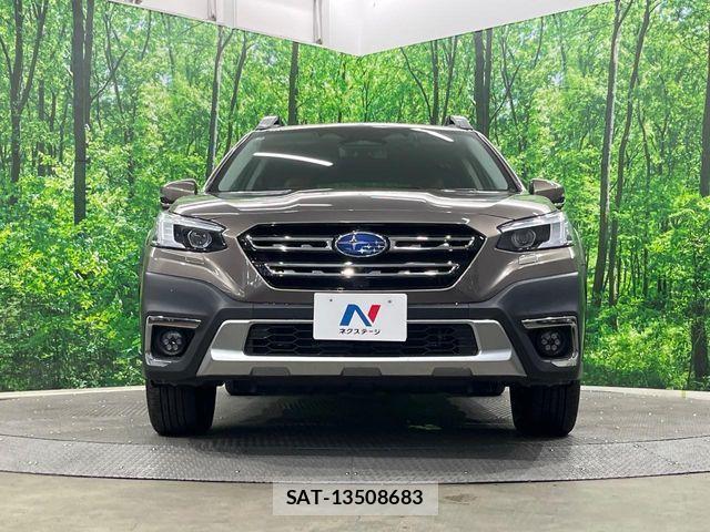 Subaru OUTBACK 2025-03 8366646-13